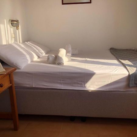 Options House Villa Hydra  Bagian luar foto
