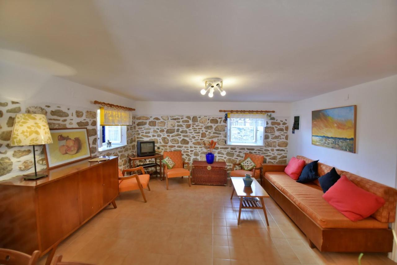 Options House Villa Hydra  Bagian luar foto