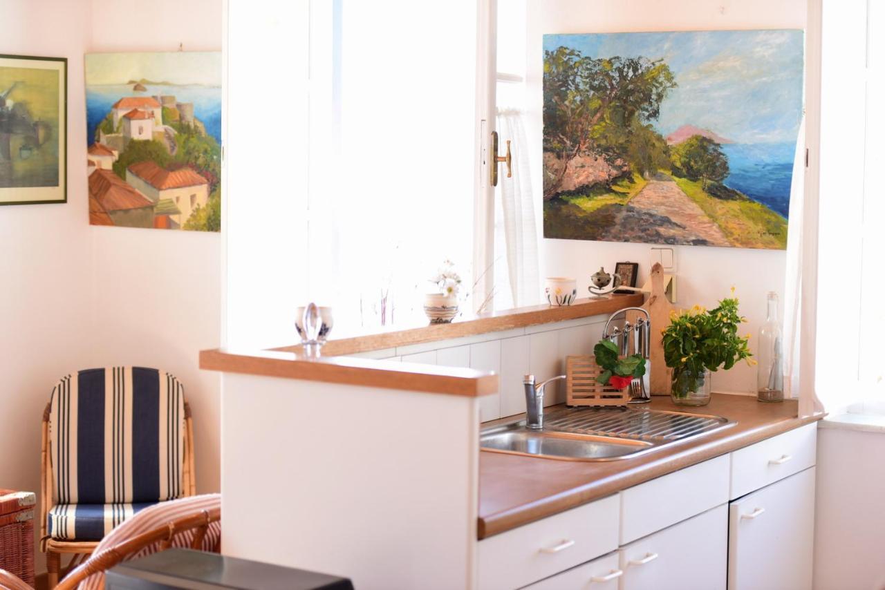 Options House Villa Hydra  Bagian luar foto