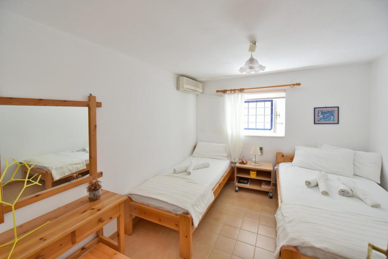 Options House Villa Hydra  Bagian luar foto