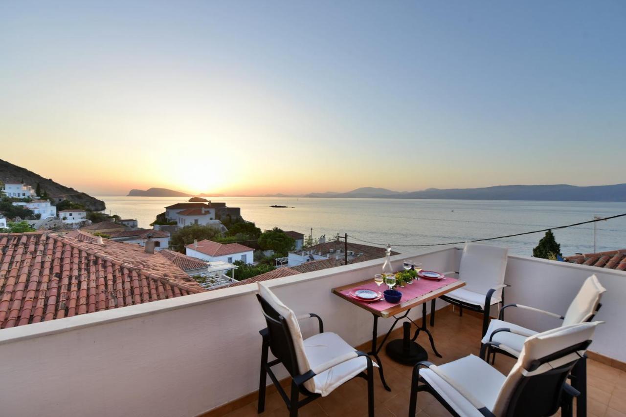 Options House Villa Hydra  Bagian luar foto