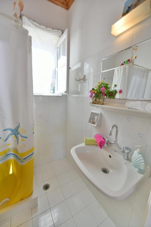 Options House Villa Hydra  Bagian luar foto