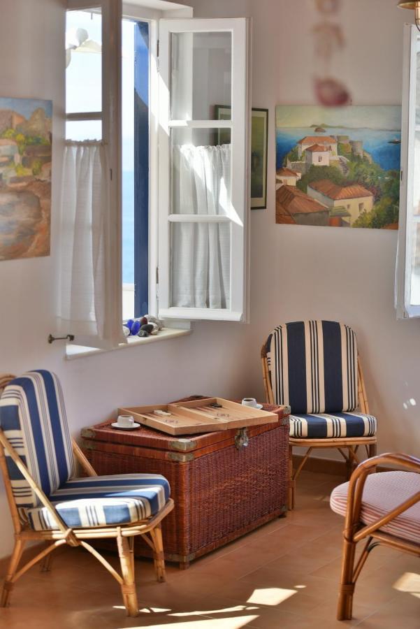 Options House Villa Hydra  Bagian luar foto